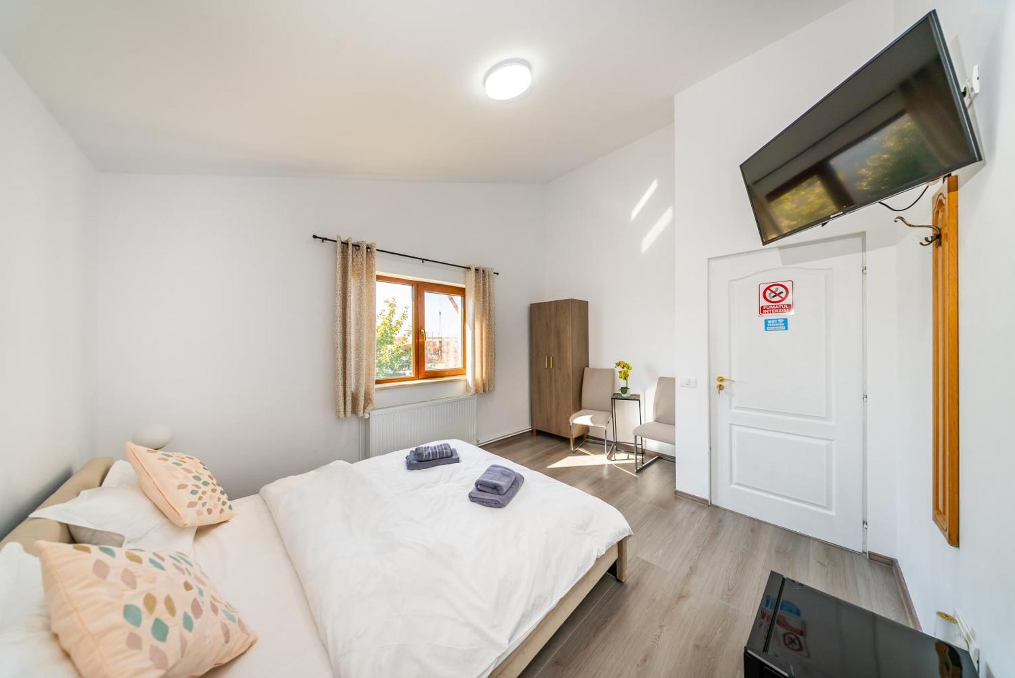 La Casa Blanca Apartment Vladimirescu Bagian luar foto