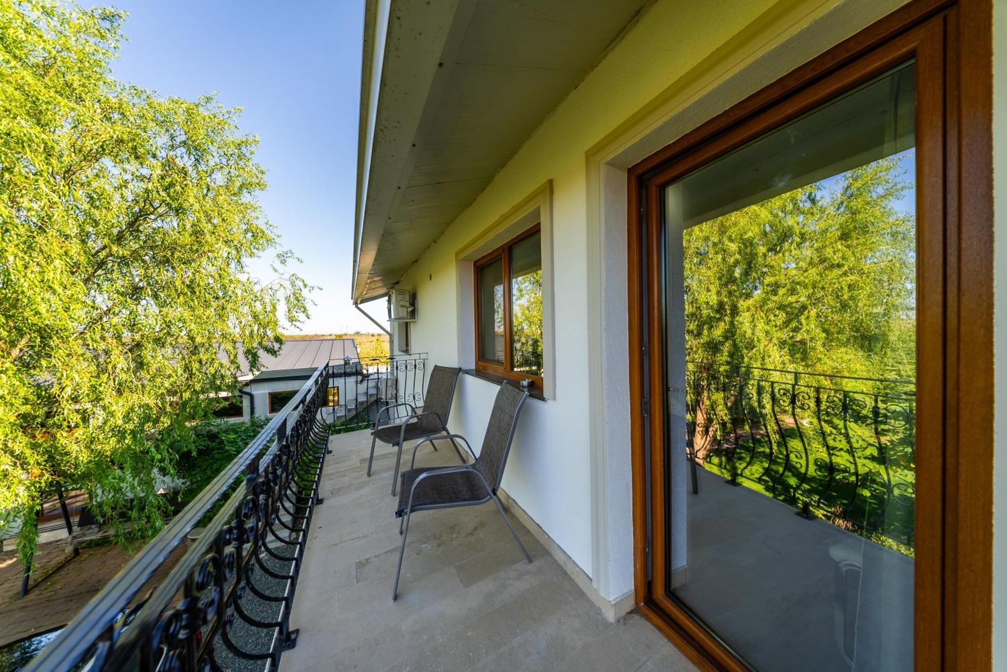 La Casa Blanca Apartment Vladimirescu Bagian luar foto