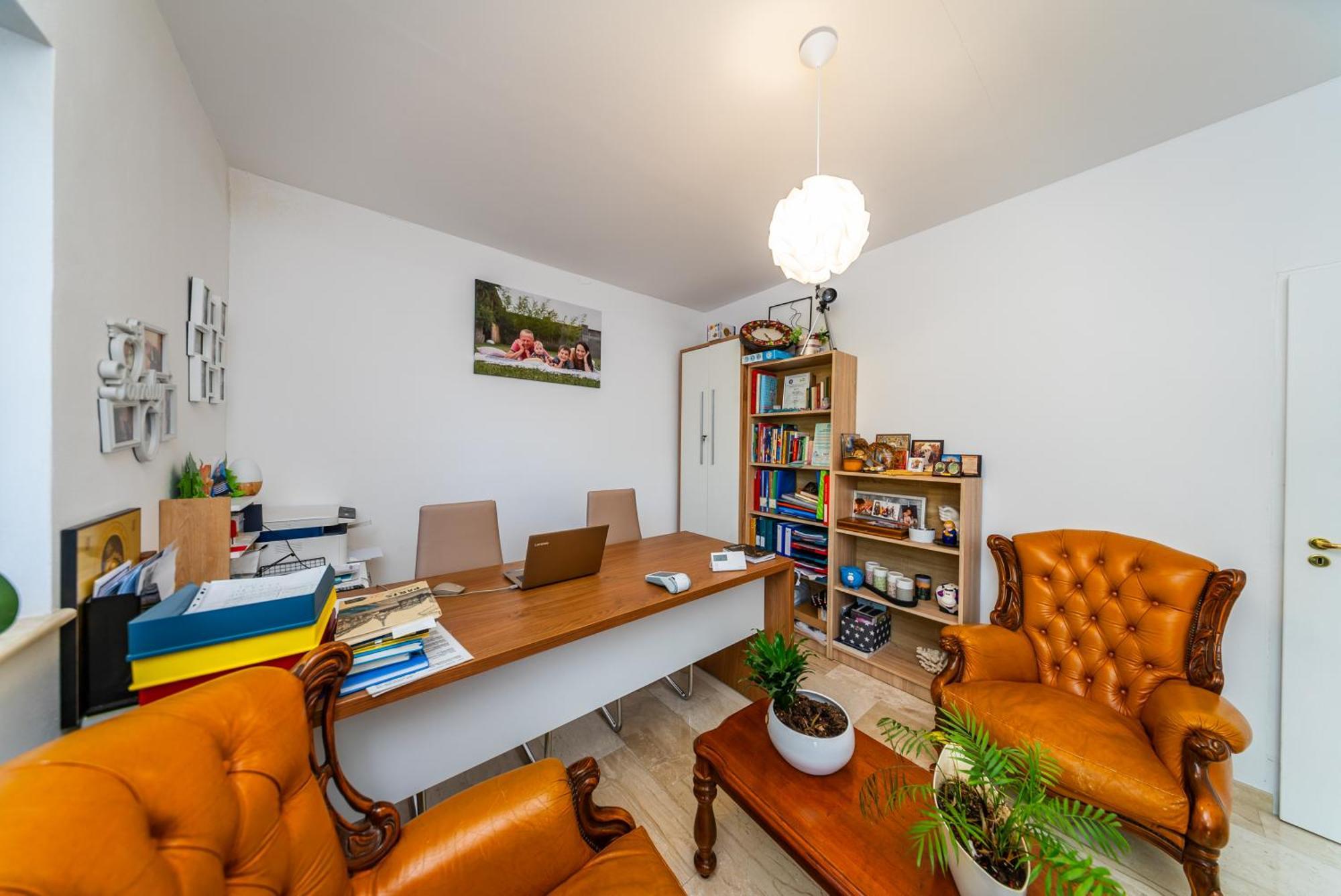 La Casa Blanca Apartment Vladimirescu Bagian luar foto